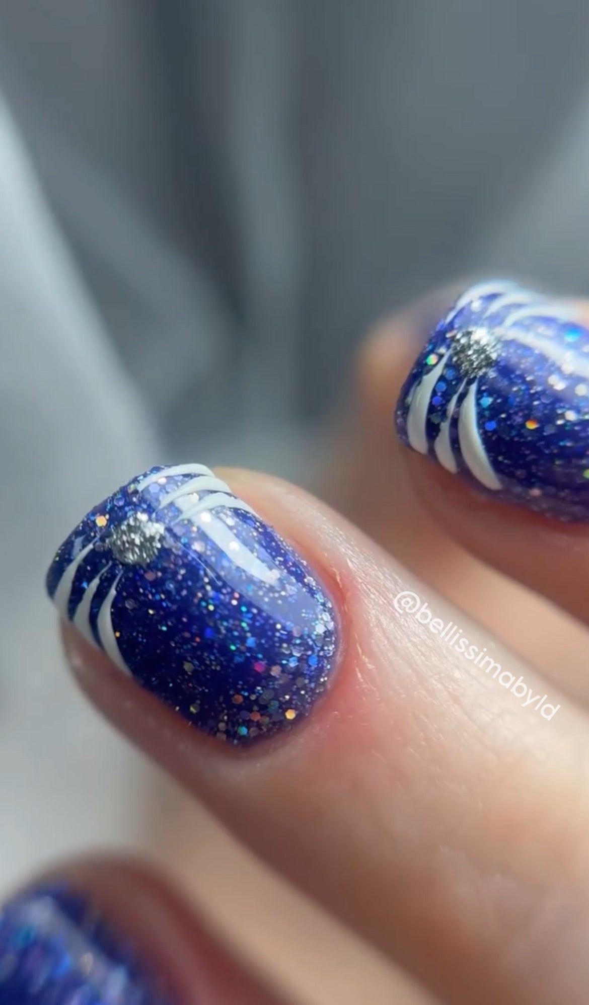 Smalto semipermanente B06